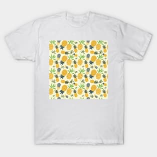 Cute Tropical Fruit Pineapple Pattern T-Shirt